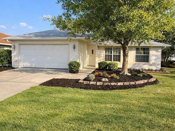 1518 SENIOR CT , Lehigh Acres, FL 33971