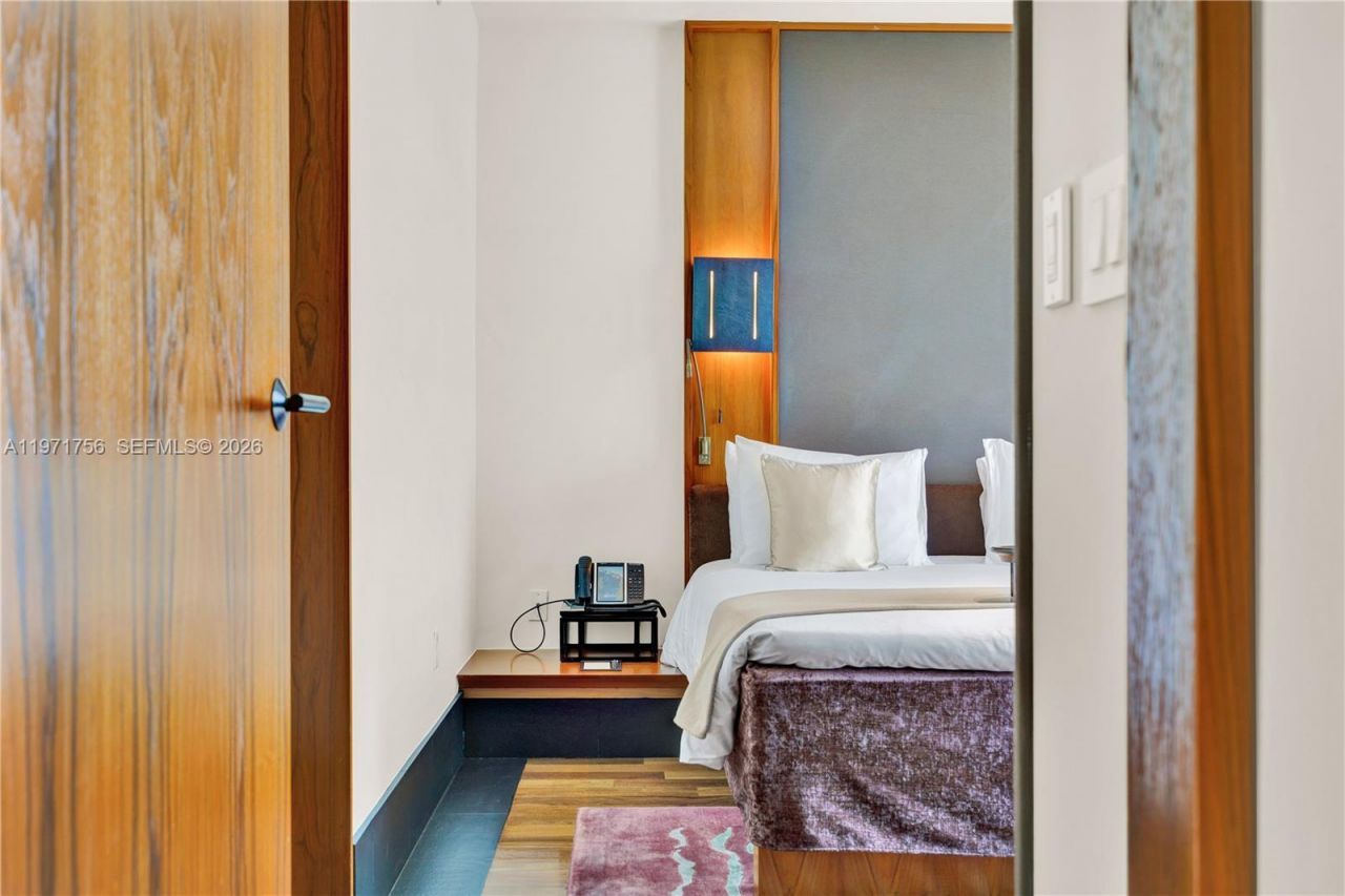 101 20th St, Unit 1805, Miami Beach, FL 33139 Photo