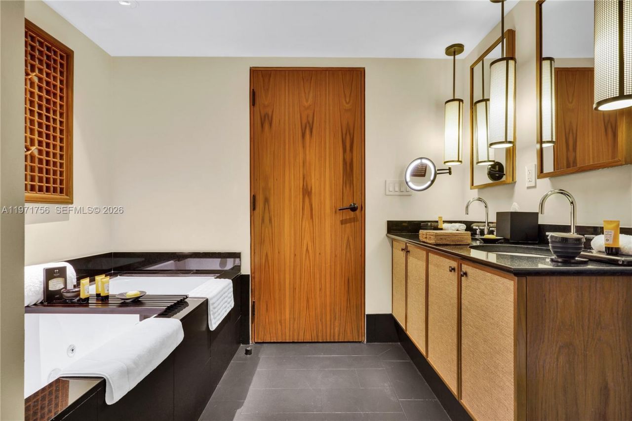 101 20th St, Unit 1805, Miami Beach, FL 33139 Photo