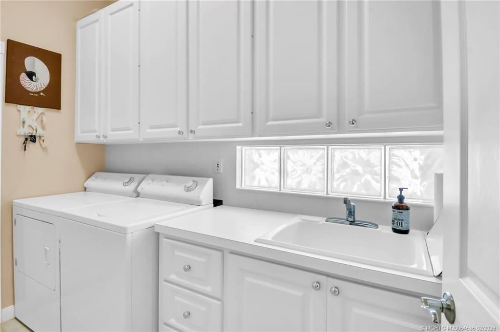 8121 SE Paurotis Lane, Hobe Sound, FL 33455 Photo