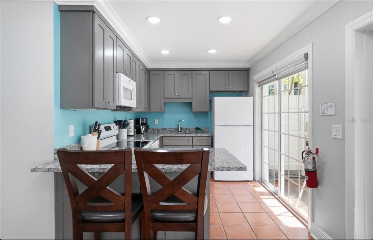 1325 Gulf Drive N, Unit 125, Bradenton Beach, FL 34217 Photo