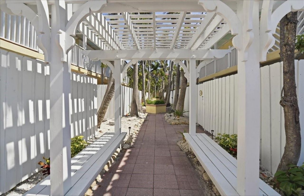 1325 Gulf Drive N, Unit 125, Bradenton Beach, FL 34217 Photo