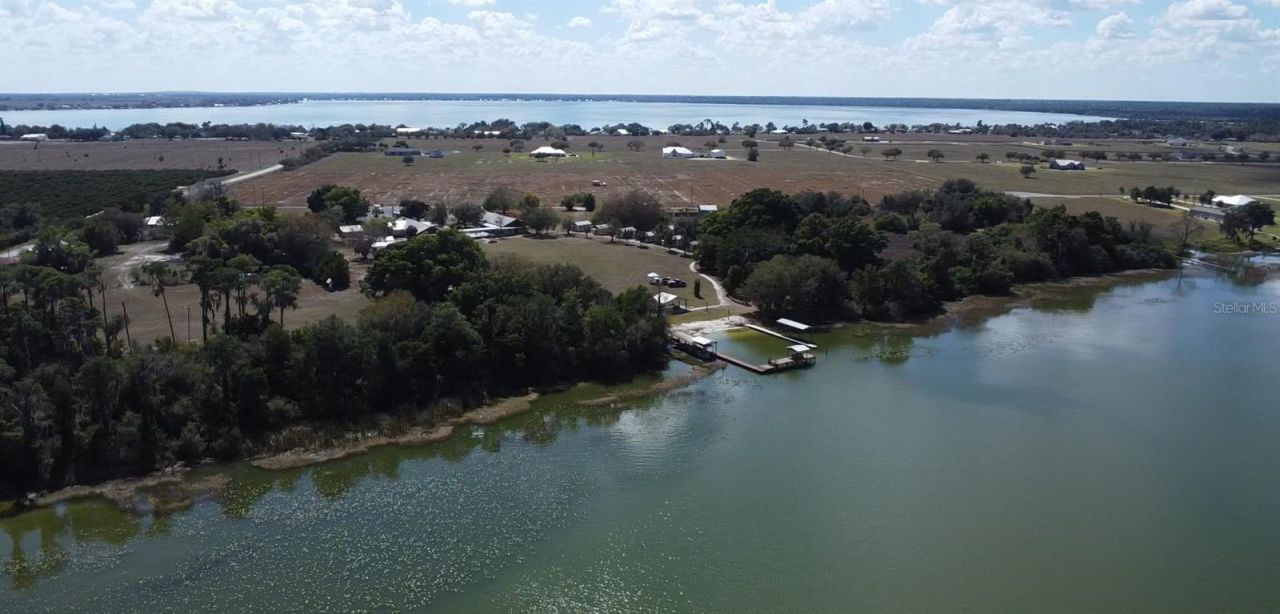 100 Cloverleaf Road , Lake Placid, FL 33852 Photo