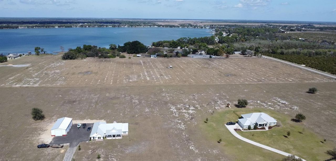 100 Cloverleaf Road , Lake Placid, FL 33852 Photo