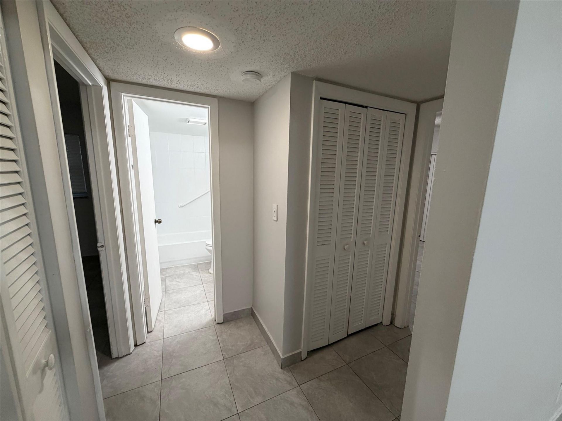 4138 NW 88th Avenue, Unit 107, Coral Springs, FL 33065 Photo