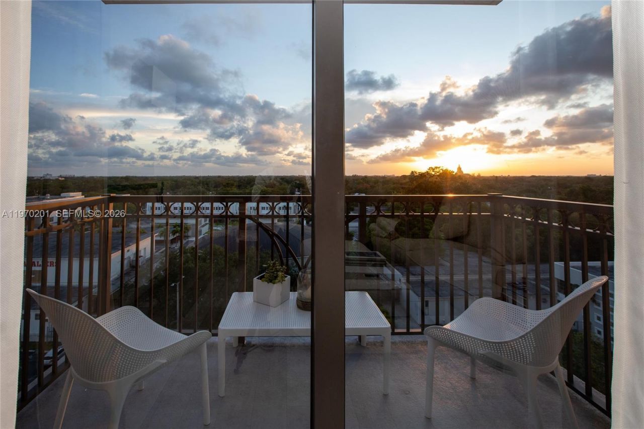 301 Altara Ave, Unit 719, Coral Gables, FL 33146 Photo