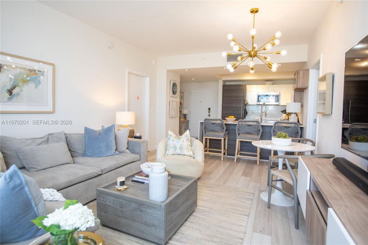 301 Altara Ave, Unit 719, Coral Gables, FL 33146 Photo