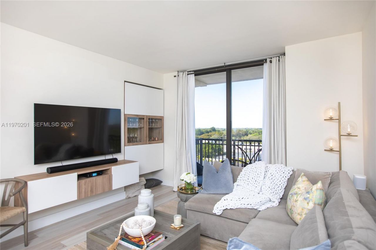 301 Altara Ave, Unit 719, Coral Gables, FL 33146 Photo