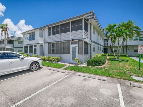 629 Saxony Pl, Unit 629, Delray Beach, FL 33446