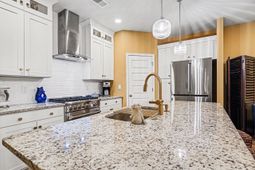 5451 Knobcone Loop photo 4