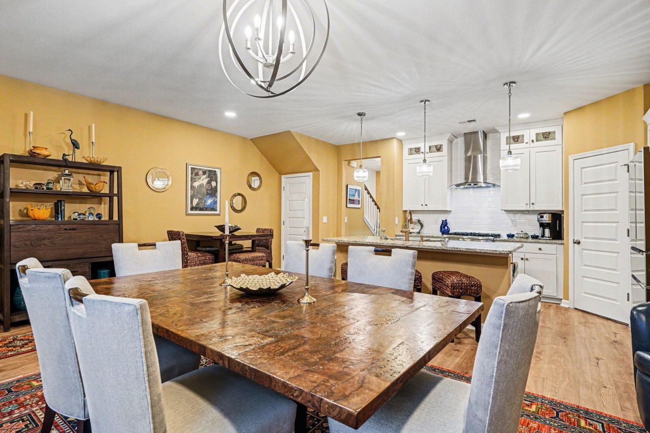 5451 Knobcone Loop Photo 7