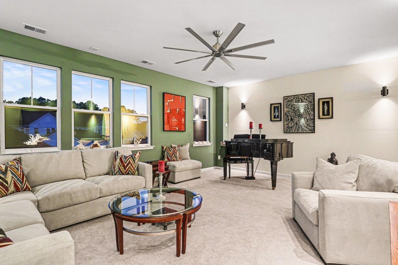 5451 Knobcone Loop Photo 9