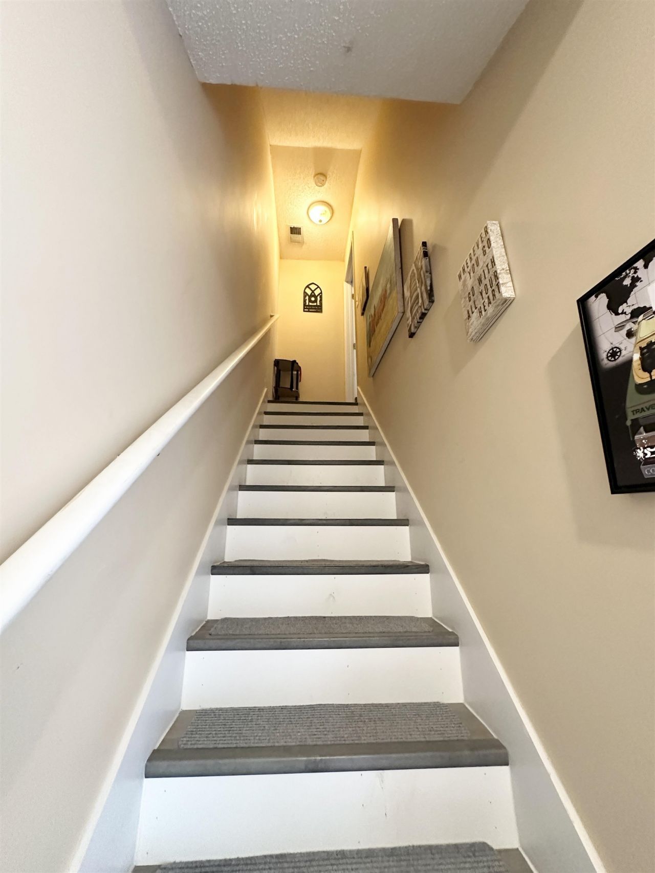 8208 Autumn Pond Ct. Photo 17