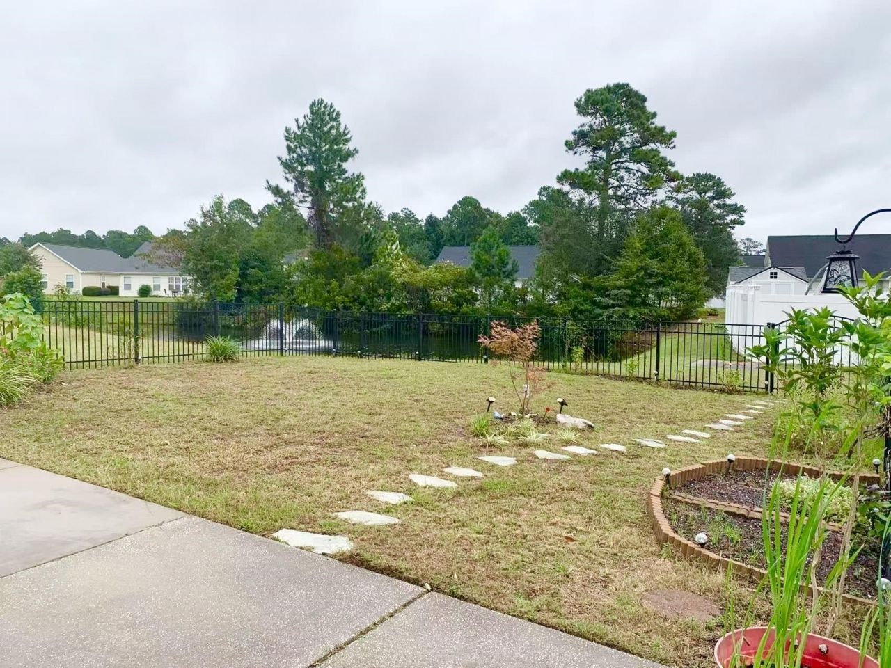 8208 Autumn Pond Ct. Photo 21