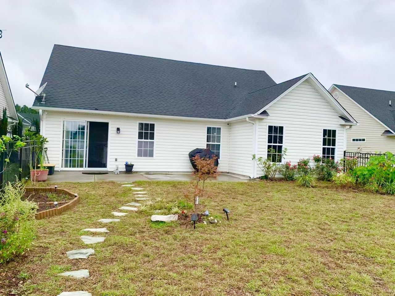 8208 Autumn Pond Ct. Photo 22