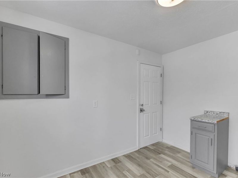 3662 W 117th Street, Cleveland, OH 44111 Photo 8