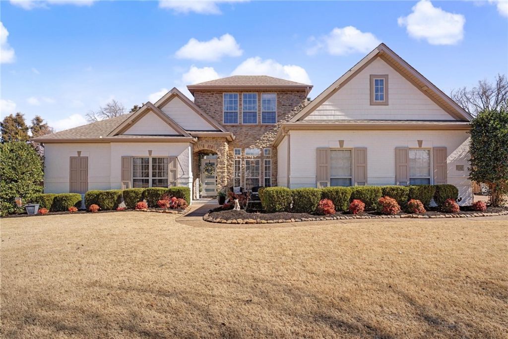 3340 N Doyne Hamm Drive, Fayetteville, AR 72703 Main Photo