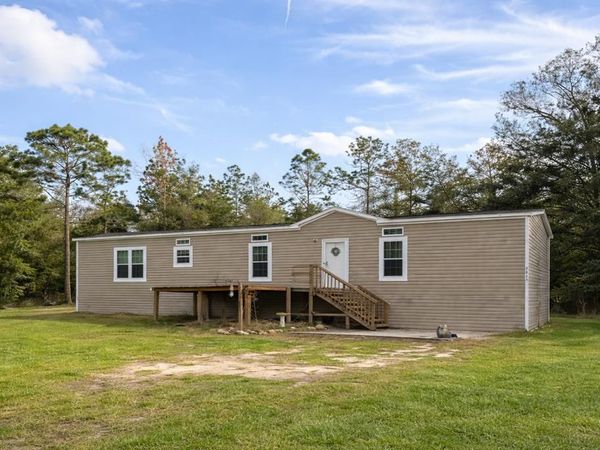 3500 NW 25th Cir, Bell, FL 32619