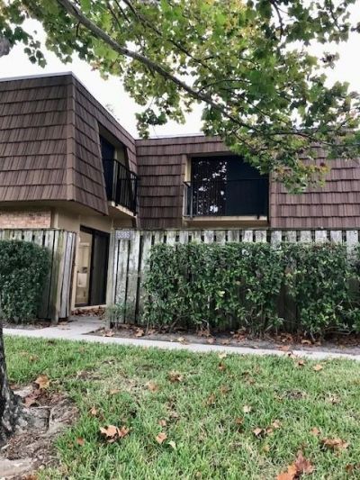 5395 Elm Court, Unit 305, Orlando, FL 32811 Main Photo