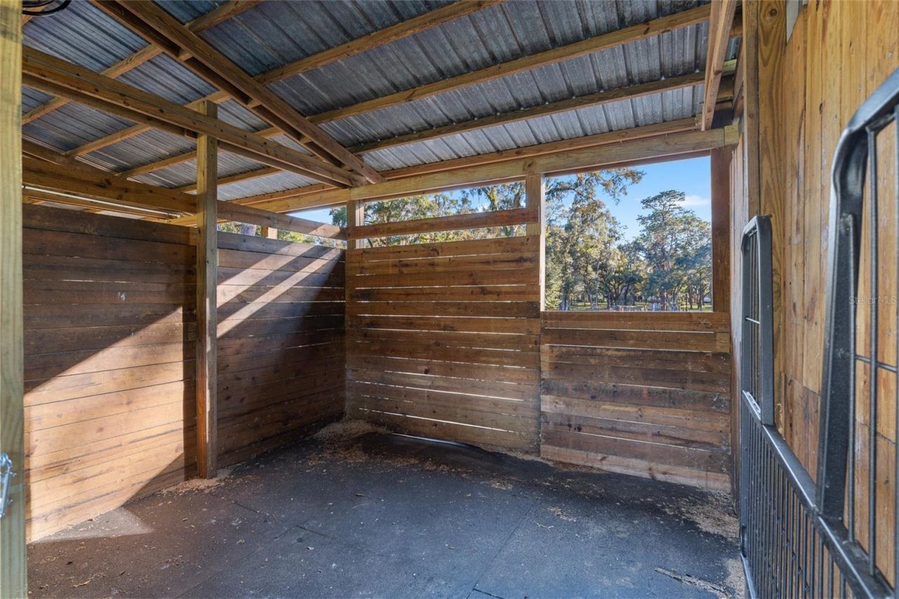 3291 SE 188th Terrace , Morriston, FL 32668 Photo