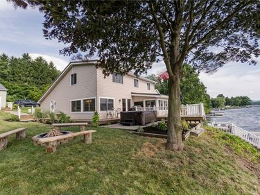 4187 E Waneta Lake Road, Dundee, NY 14837