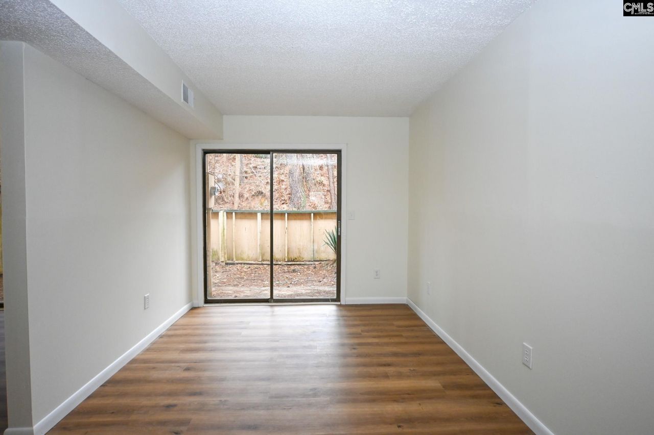 233 Timber Court Photo 10