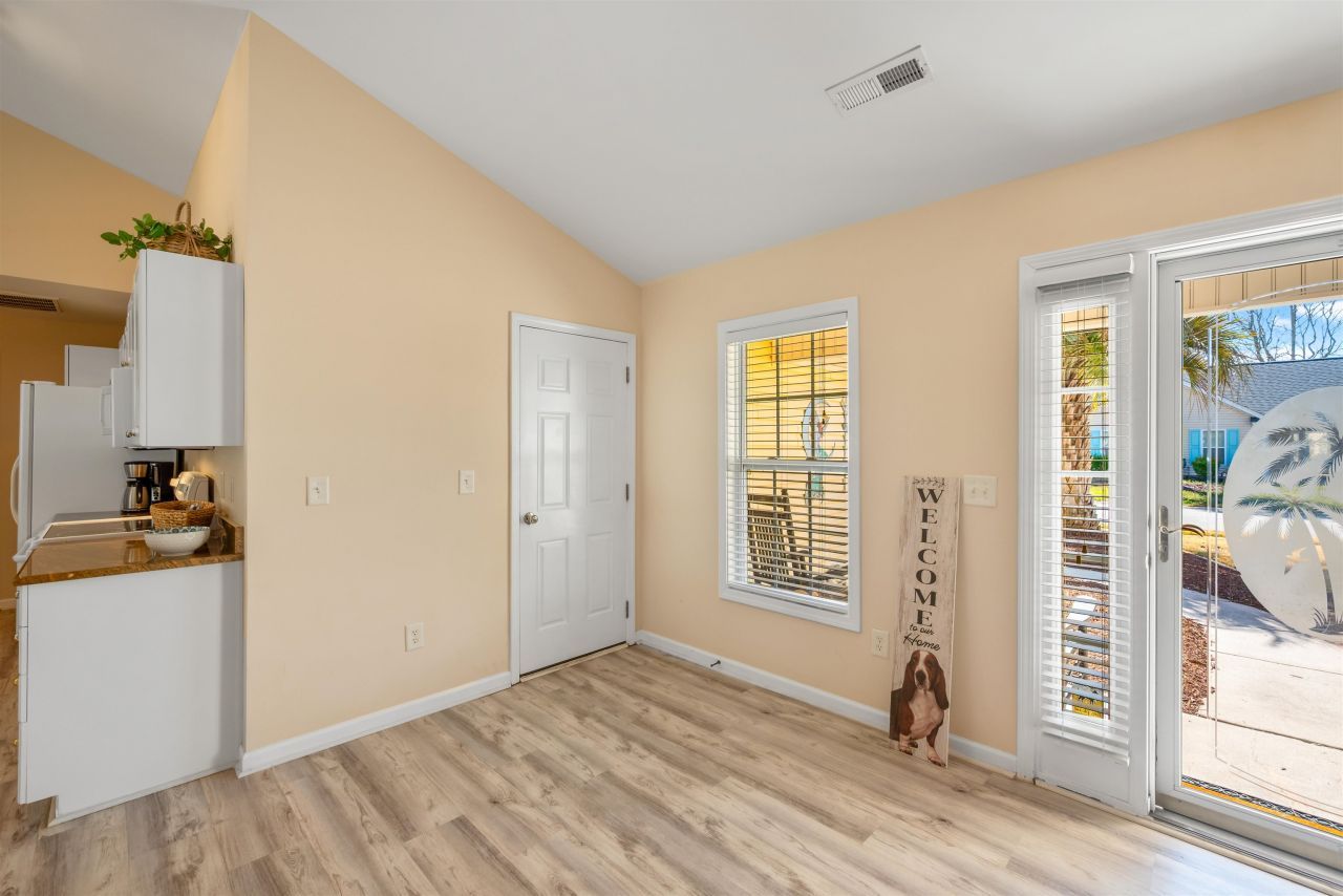 237 Melody Gardens Dr. Photo 21