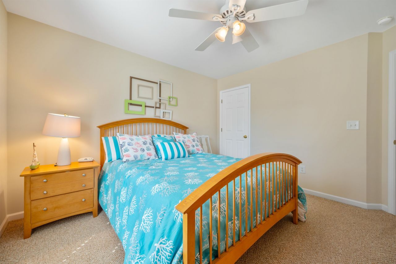 237 Melody Gardens Dr. Photo 33