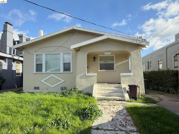 2562 2562 67th Ave, Oakland, CA 94605