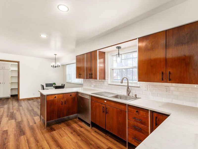 2731 Sonata Drive, Columbus, OH 43209 Photo 10