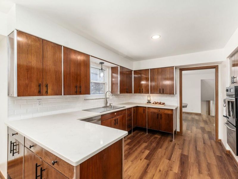 2731 Sonata Drive, Columbus, OH 43209 Photo 11