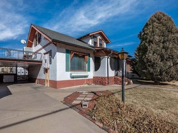 807 E Mesa Avenue , Pueblo, CO 81006