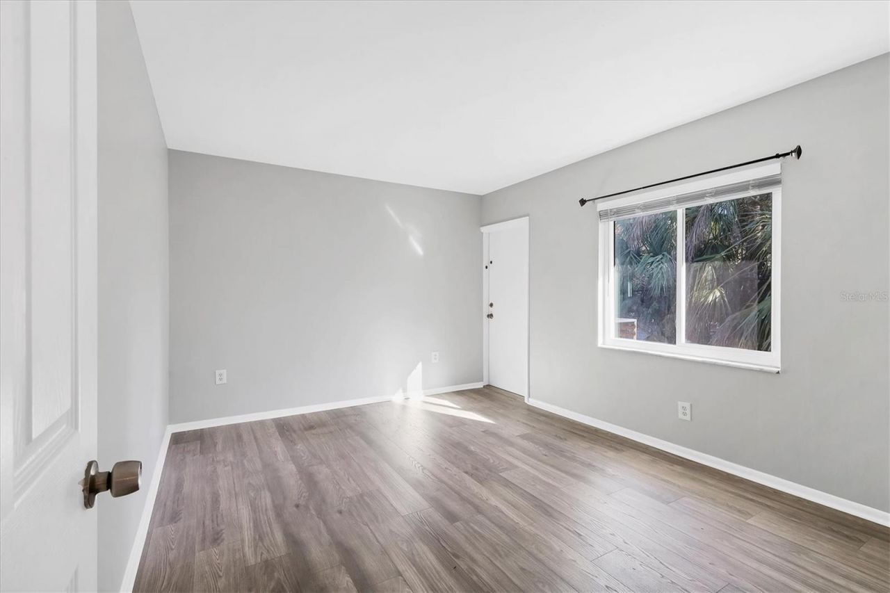 2304 Ringling Boulevard, Unit 207, Sarasota, FL 34237 Photo