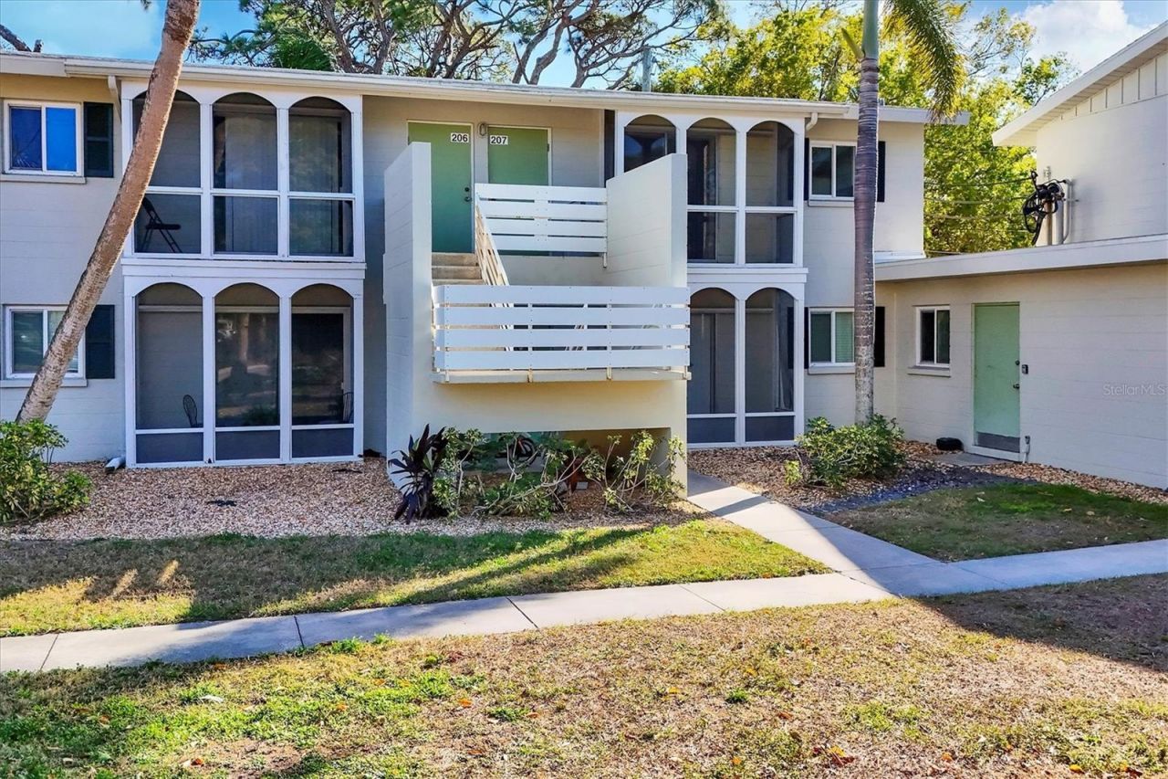 2304 Ringling Boulevard, Unit 207, Sarasota, FL 34237 Photo