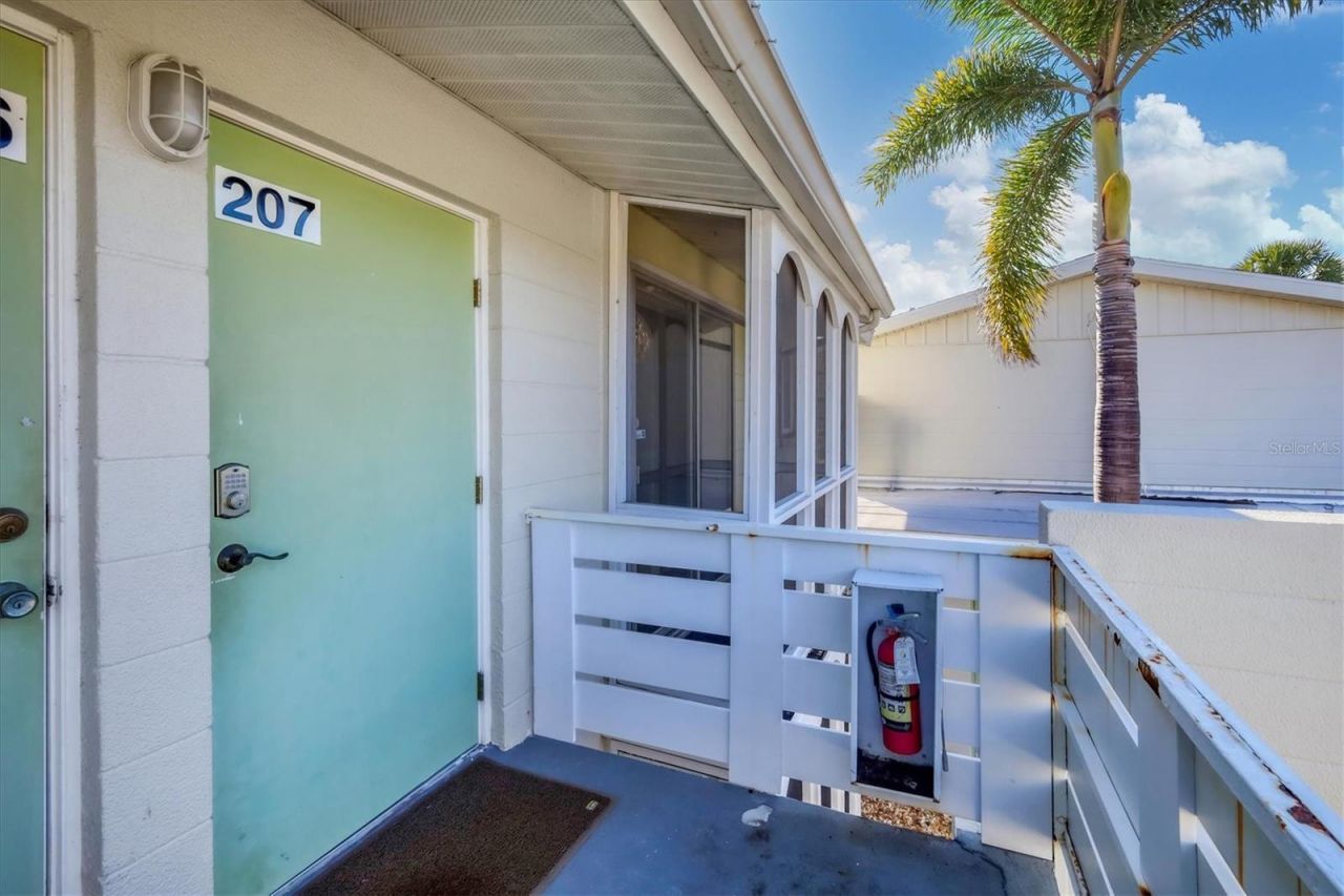 2304 Ringling Boulevard, Unit 207, Sarasota, FL 34237 Photo