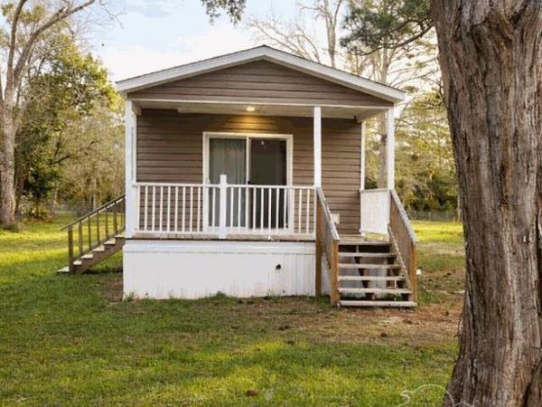 9429 Gulf Beach Hwy, Pensacola, FL 32507