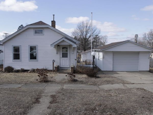 313 S FULTON Street, Lacon, IL 61540