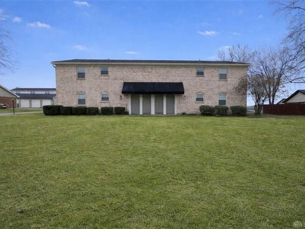 1244 Robbins Run Court, Dayton, OH 45458