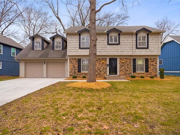 9810 W 100th Terrace, Overland Park, KS 66212