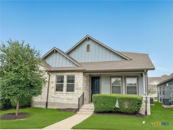 104 Balinese Cove, Unit 102, San Marcos, TX 78666