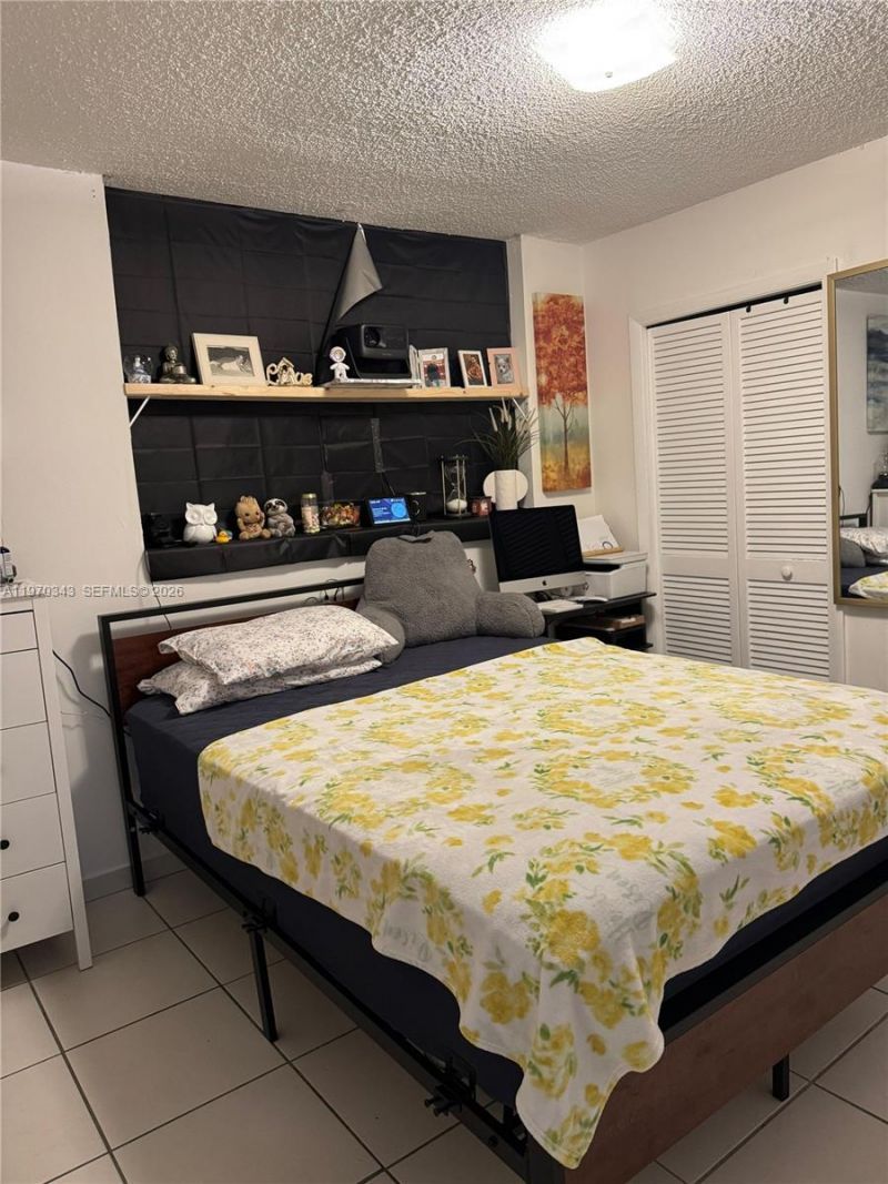 5050 NW 7th St , Unit 604, Miami, FL 33126 Photo