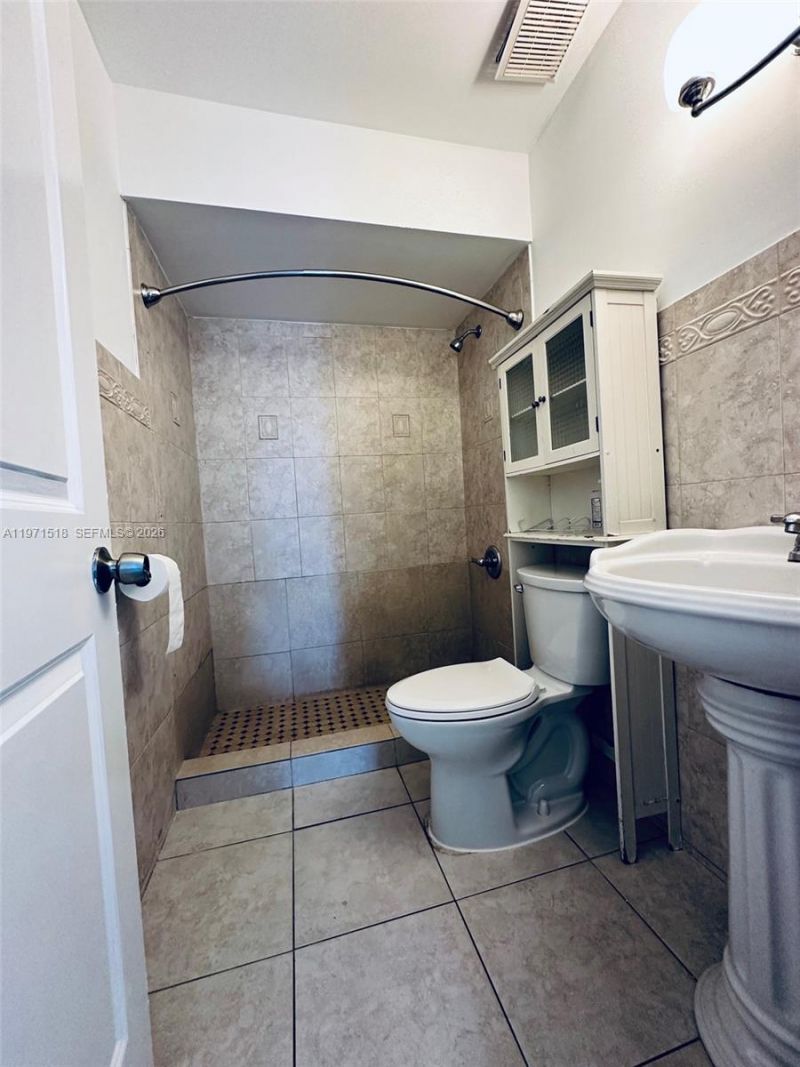 18501 SW 115th Ave , Miami, FL 33157 Photo