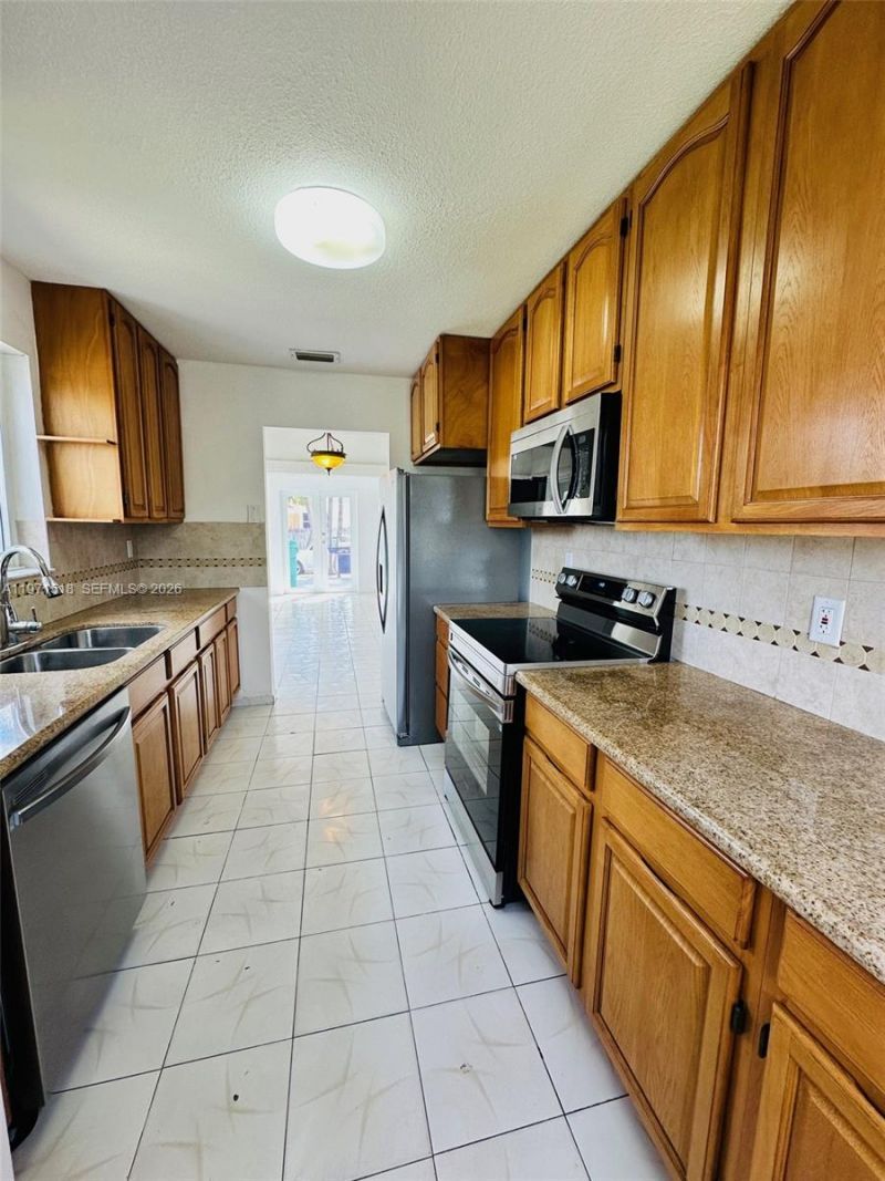 18501 SW 115th Ave , Miami, FL 33157 Photo