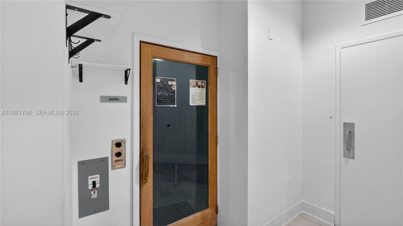 350 S Miami Ave , Unit 3108, Miami, FL 33130 Photo