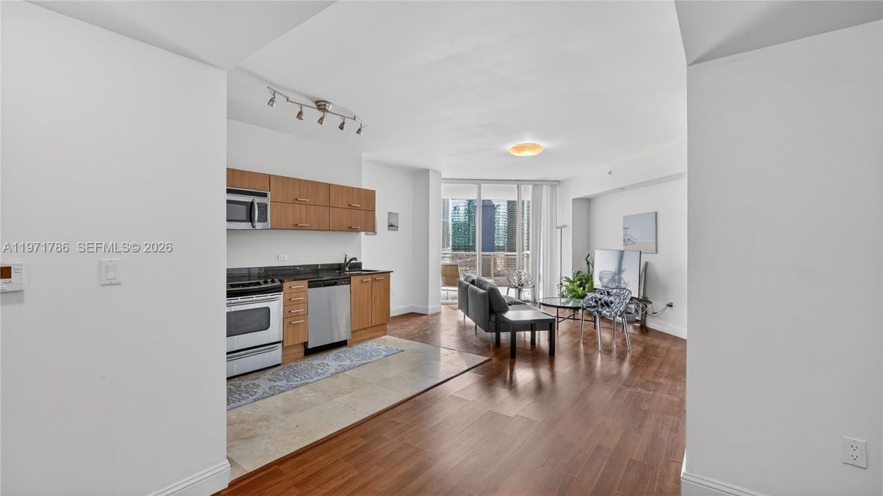350 S Miami Ave , Unit 3108, Miami, FL 33130 Photo