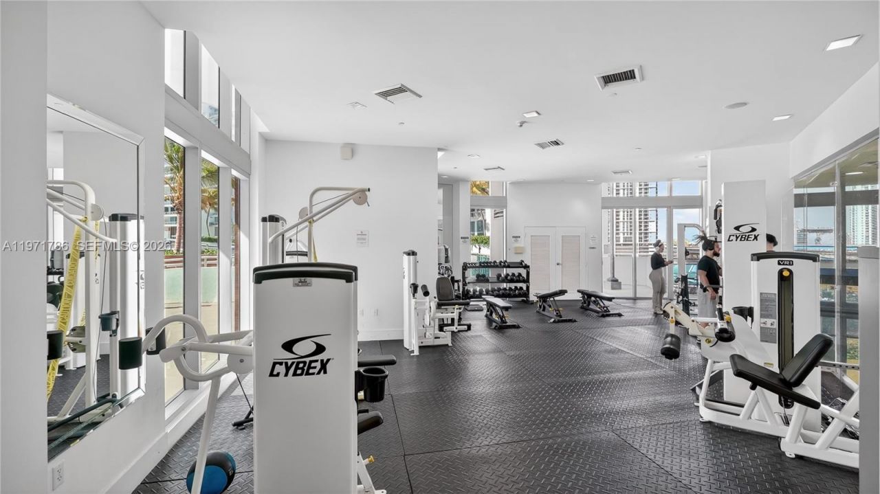 350 S Miami Ave , Unit 3108, Miami, FL 33130 Photo