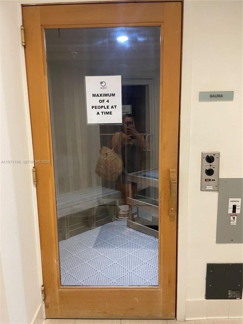 350 S Miami Ave , Unit 3108, Miami, FL 33130 Photo