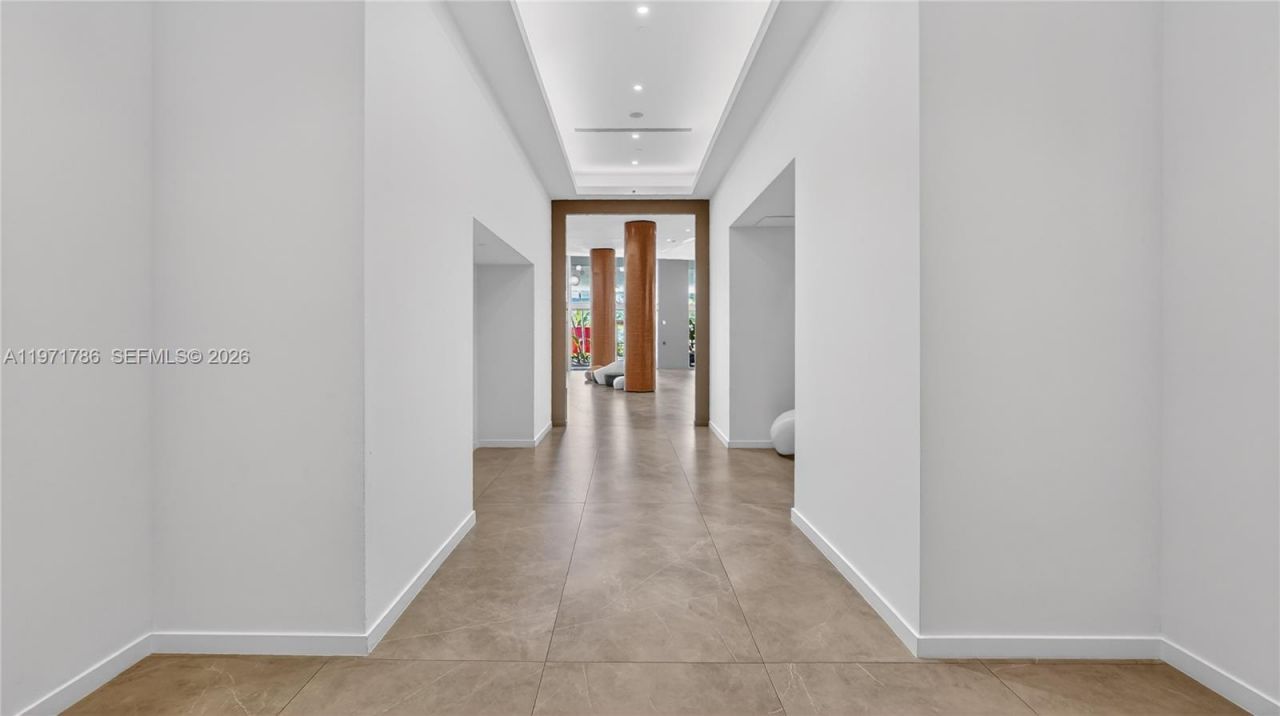 350 S Miami Ave , Unit 3108, Miami, FL 33130 Photo