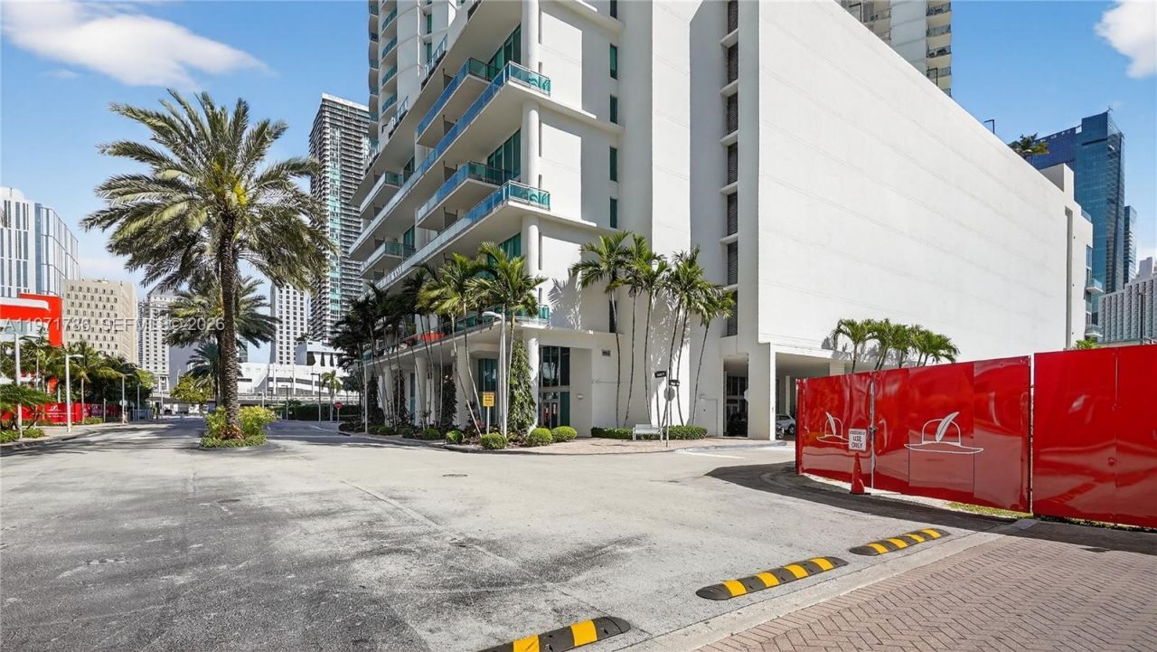 350 S Miami Ave , Unit 3108, Miami, FL 33130 Photo