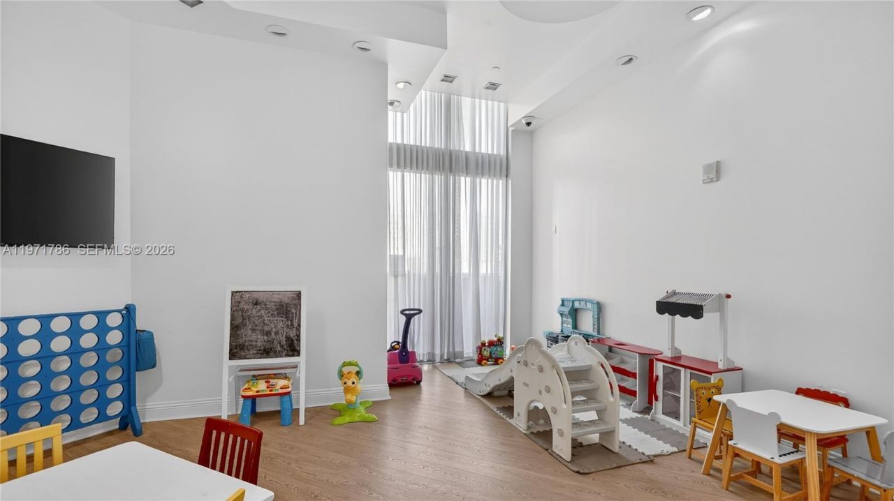 350 S Miami Ave , Unit 3108, Miami, FL 33130 Photo